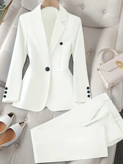 Linda | Costume élégant avec veste et pantalon
